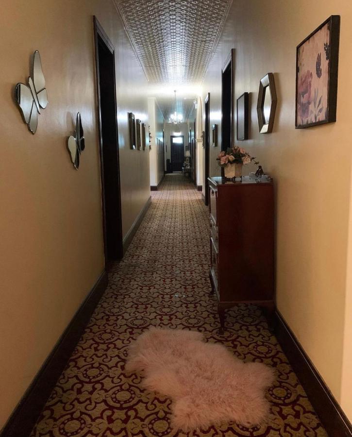 Neath Hotel ภายนอก รูปภาพ